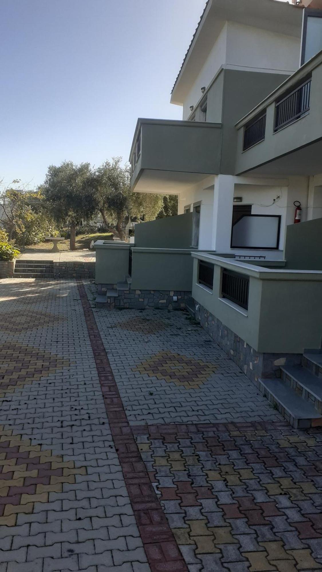 Giola Aparments And Studios 2 Astris Exterior photo