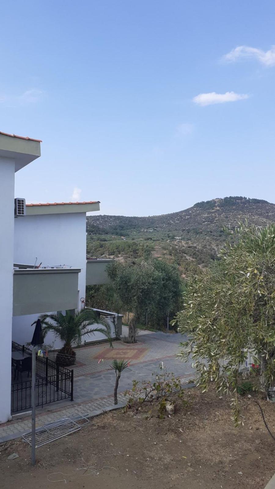 Giola Aparments And Studios 2 Astris Exterior photo