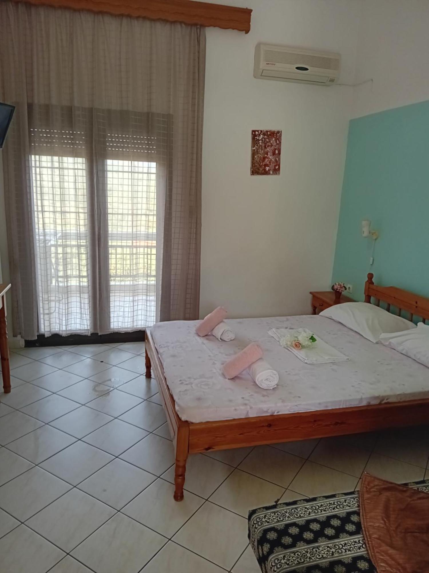 Giola Aparments And Studios 2 Astris Room photo